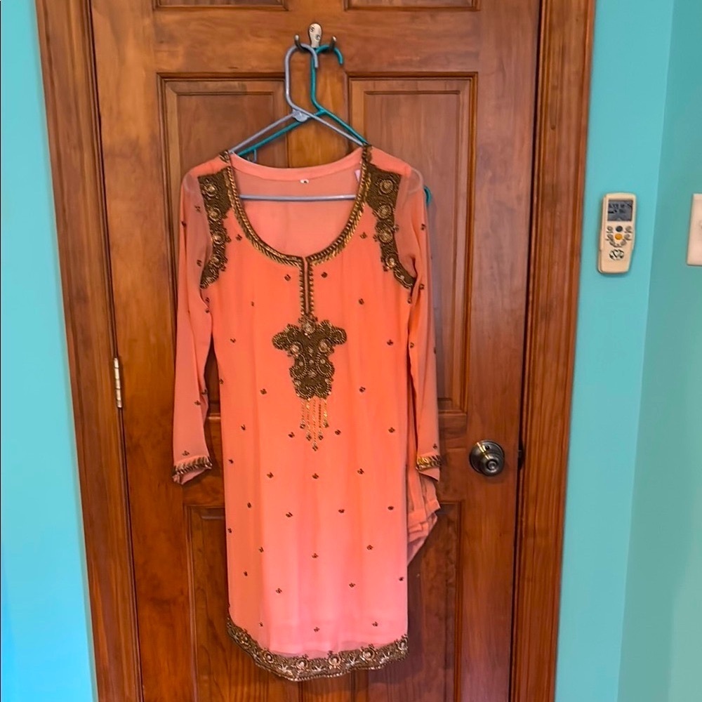 Pink Sulwar Kameez (Women’s Suit)